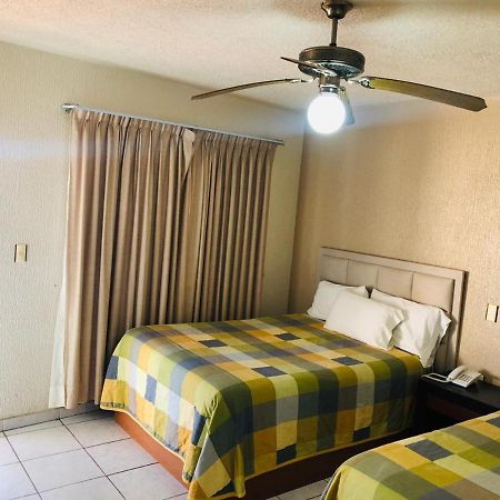 Hotel Los Vergeles Villa Hidalgo  Екстериор снимка
