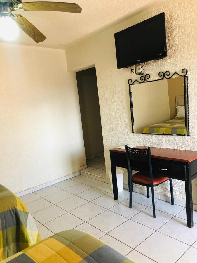 Hotel Los Vergeles Villa Hidalgo  Екстериор снимка